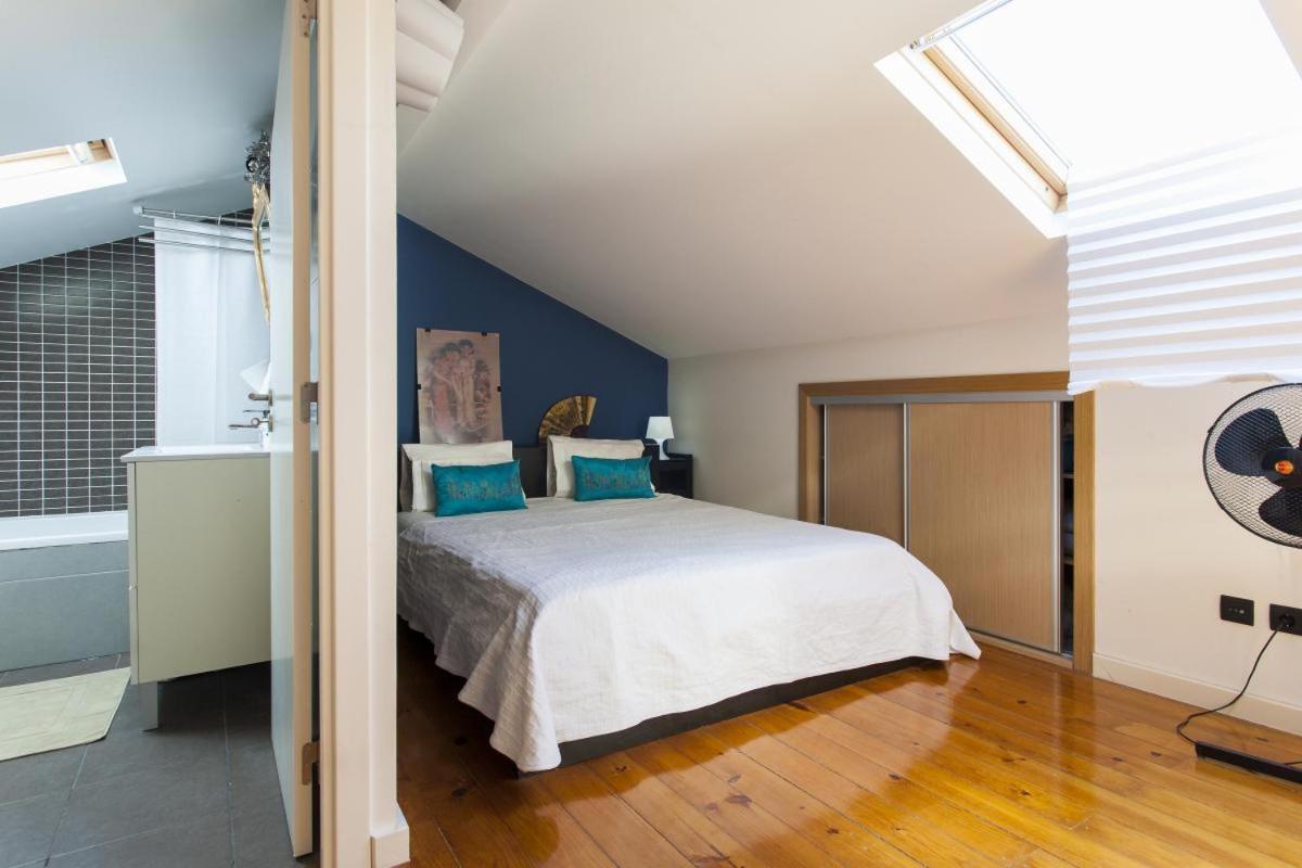 Flh - Charming Graca Duplex Apartment Lisbon Bagian luar foto